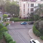 Ramat Hasharon Apartment